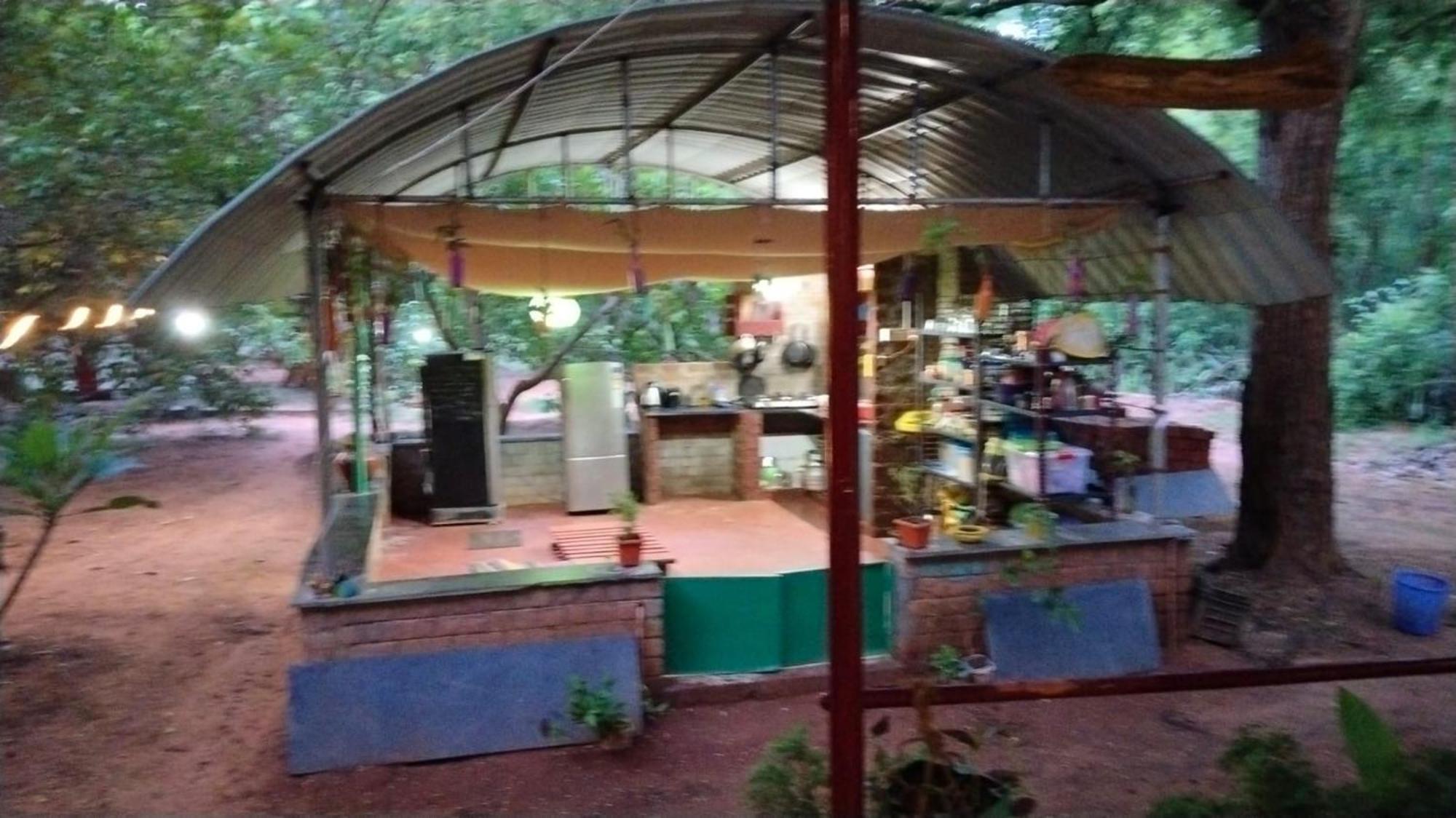 Travellers Crib Hotel Auroville Exterior photo