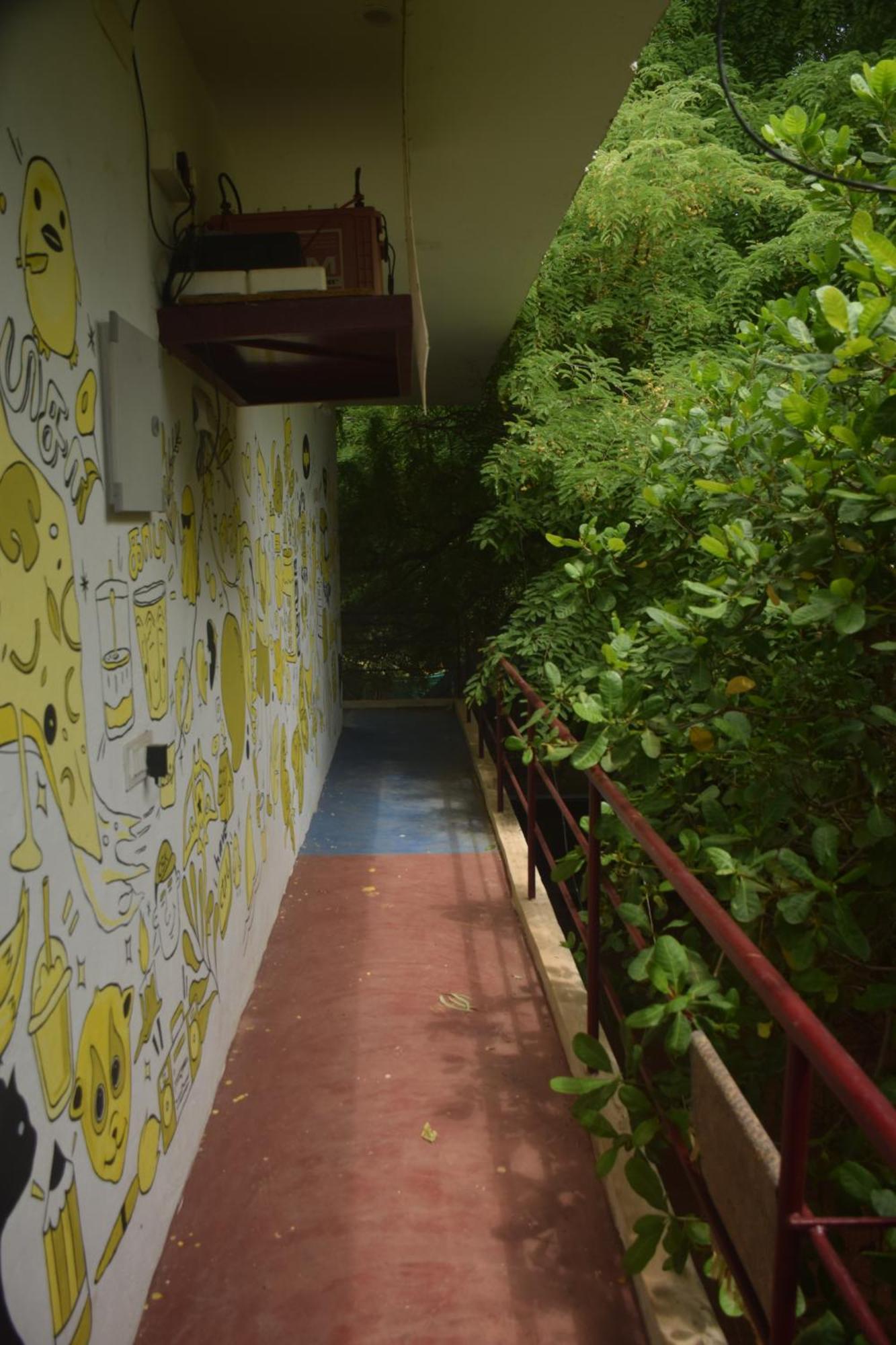 Travellers Crib Hotel Auroville Exterior photo